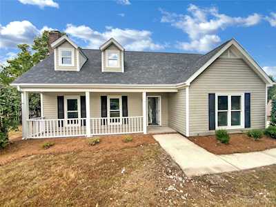 2514 Oak Leigh Dr Charlotte, NC 28262