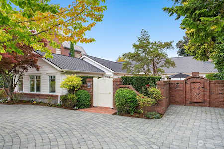 1988 Shenandoah Dr E Seattle, WA 98112