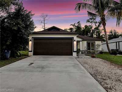 27910 Vermont St Bonita Springs, FL 34135