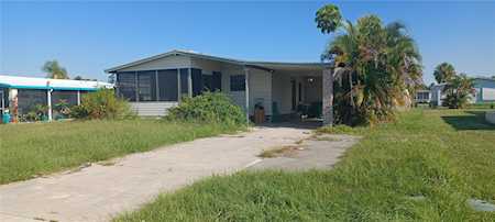 6126 Falcon Dr Englewood, FL 34224