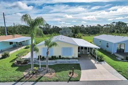 833 Seabrooke Dr Englewood, FL 34223