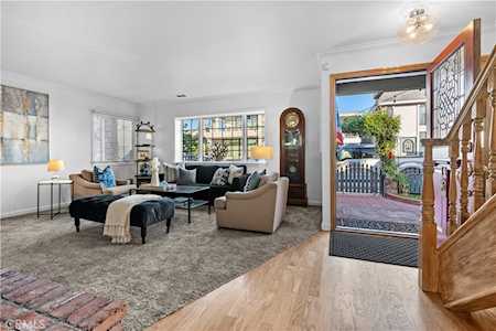 225 Ruby Ave Newport Beach, CA 92662