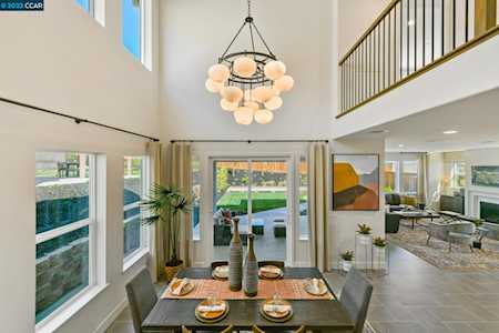 3340 Vista Meadows Drive Pittsburg, CA 94565