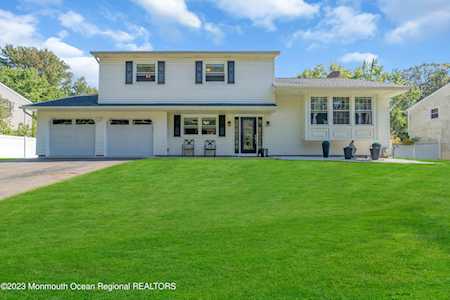 465 Tennent Rd Morganville, NJ 07751