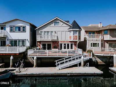 2100 Peninsula Rd Oxnard, CA 93035