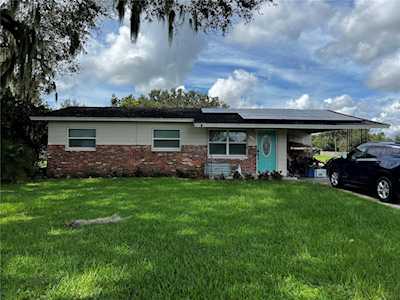 702 S Perry Ave Fort Meade, FL 33841