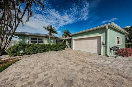 492 20th Ave Indian Rocks Beach, FL 33785