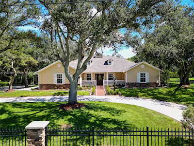 3120 SW 116th Ave Davie, FL 33330