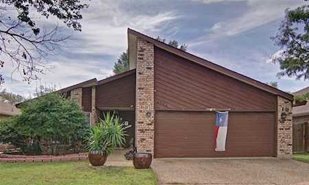 4926 Highbank Drive Arlington, TX 76018