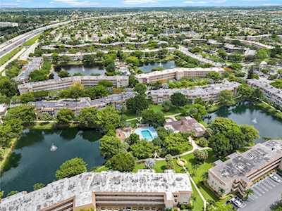 5181 W Oakland Park Blvd #114 Lauderdale Lakes, FL 33313