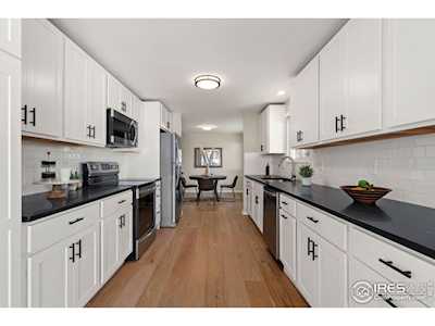 253 Courtney Dr Loveland, CO 80537