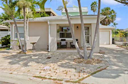 634 180th Ave E Redington Shores, FL 33708