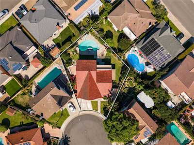 21372 Pensacola Circle Huntington Beach, CA 92646