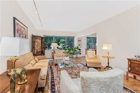 3515 Henry Hudson Parkway #3A Bronx, NY 10463