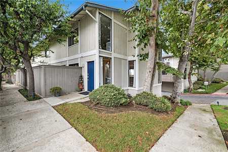 1201 Las Arenas Way #1 Costa Mesa, CA 92627