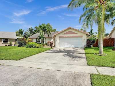 9175 Bedford Dr Boca Raton, FL 33434