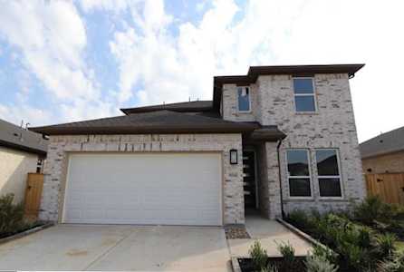 9514 Dearborn Creek Dr Cypress, TX 77433