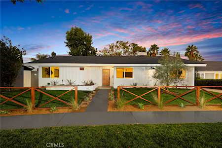 1224 Pembroke Ln Newport Beach, CA 92660