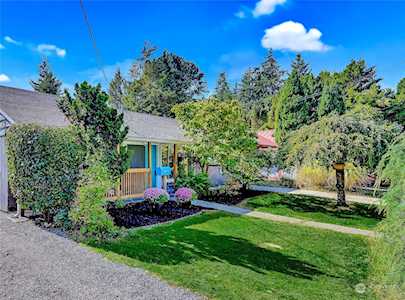 5804 237th St SW Mountlake Terrace, WA 98043