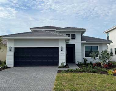 Address Withheld Lakewood Ranch, FL 34211