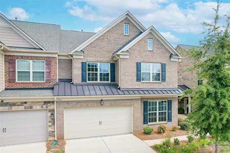 1012 Crest Oak Ln Fort Mill, SC 29707