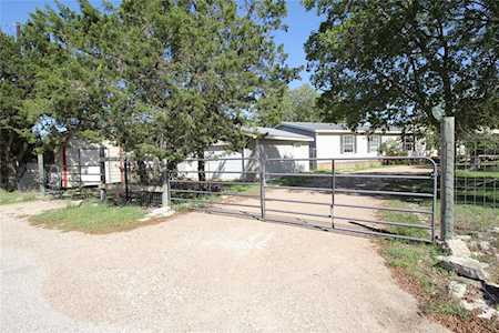628 Baker LN Leander, TX 78641