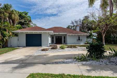 148 Cleveland PLACE Tarpon Springs, FL 34689