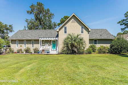422 Masters Ln Hampstead, NC 28443