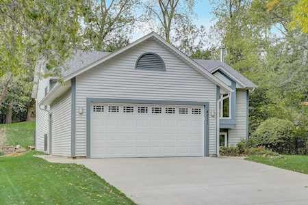 4631 Lenore Lane Eagan, MN 55122
