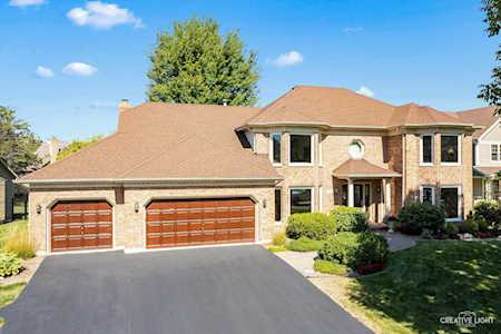 152 Hawkins Circle Wheaton, IL 60189
