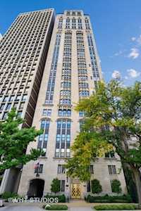 1242 N Lake Shore Dr #9S Chicago, IL 60610