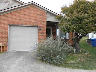 3805-3807 Sugar Creek Dr Lexington, KY 40517