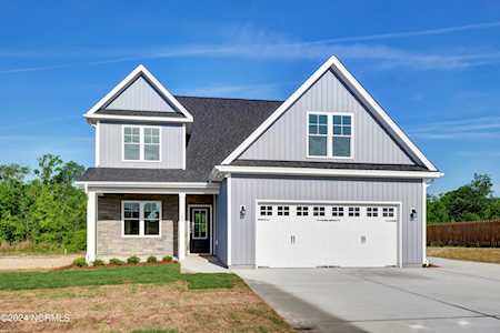 90 Bellows Ln Rocky Point, NC 28457