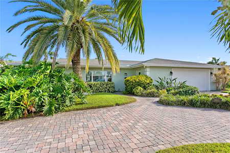 916 79th St S St. Petersburg, FL 33707