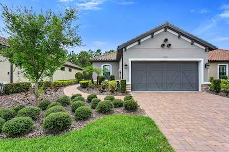 8307 Alberata Vista Dr Tampa, FL 33647