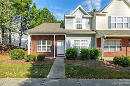 945 Whispering View Ln Rock Hill, SC 29732
