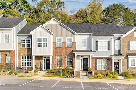 1014 Beatty Woods Dr Belmont, NC 28012