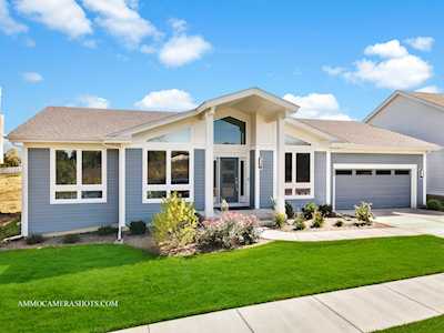 506 Cora Ln St. Charles, IL 60174