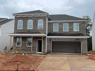 5529 Soft Shell Dr Lancaster, SC 29720