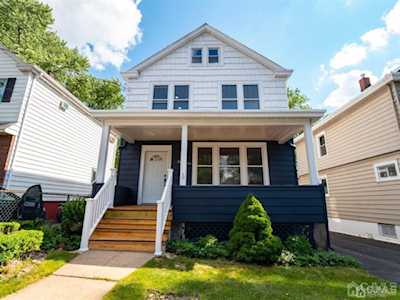 77 Douglas St Fords, NJ 08863