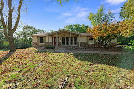 12 Autumn Leaves Dr Lake St Louis, MO 63367