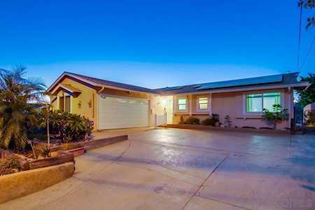 1544 Primera St Lemon Grove, CA 91945