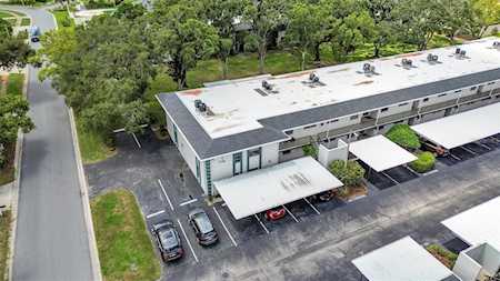7700 92nd St #104 Seminole, FL 33777