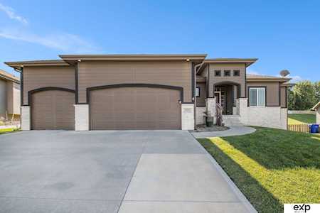 8561 S 101 St La Vista, NE 68128