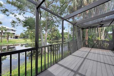452 Sharwood Dr Naples, FL 34110