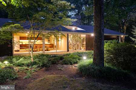 7 Merry Hill Ct Pikesville, MD 21208