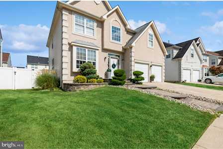7 Mississippi Trl Blackwood, NJ 08012