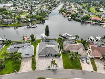 6431 Lake Sunrise Dr Apollo Beach, FL 33572