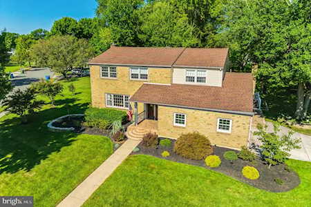 1902 Country Club Dr Cherry Hill, NJ 08003