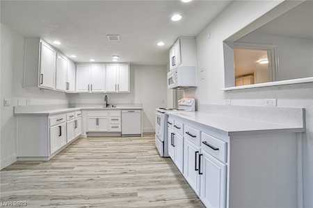 2212 Constantine Ave Las Vegas, NV 89101